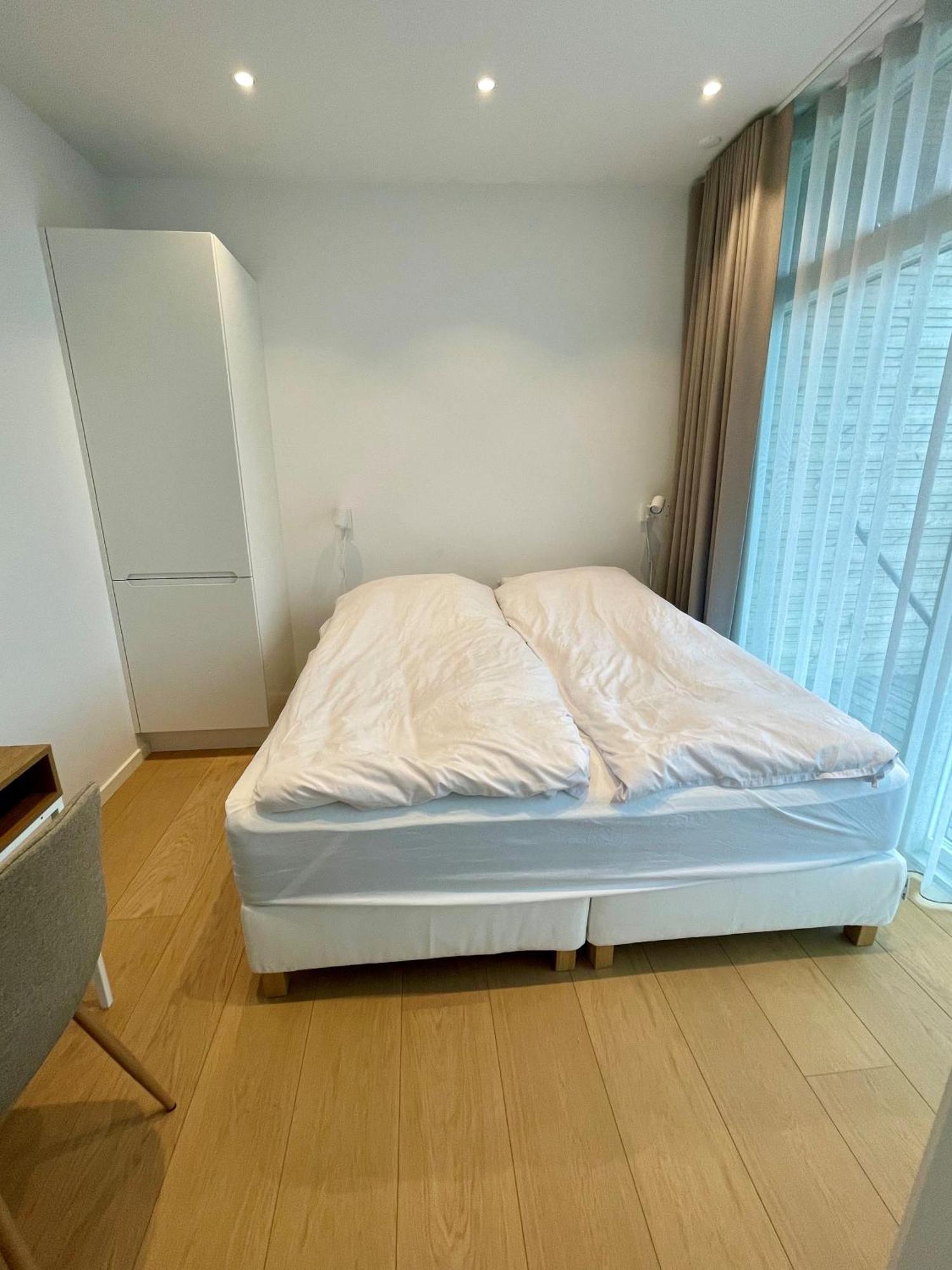 Nybygget Hus I Svaneke Taet Pa Klipper, Skov Og Hav Extérieur photo